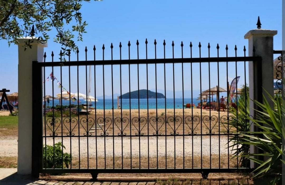 Nea IraklitsaHouse By The Sea 2アパートメント エクステリア 写真